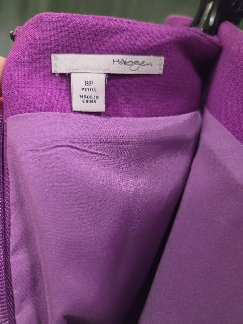 Halogen pencil skirt fuchsia Size 8P - Picture 4 of 4